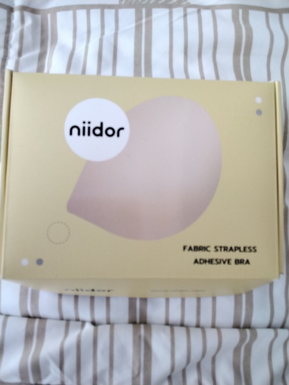 niidor Fabric Strapless Adhesive Bra - Beige